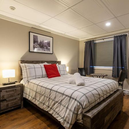 The Cache Hotel And Lodgings Golden Extérieur photo