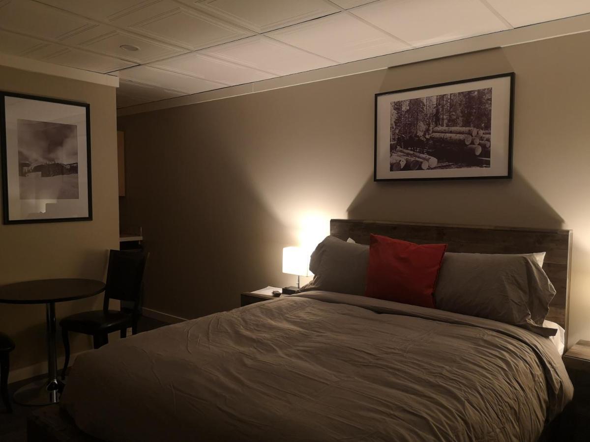 The Cache Hotel And Lodgings Golden Extérieur photo